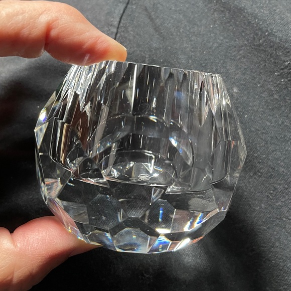 Oleg Cassini Crystal Votive Candle Holder 2.5" Cut Ball Design - Picture 4 of 8